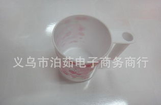 义乌2元批发产品 塑料杯与牙刷杯的日用百货商机